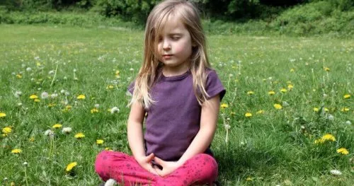 Mindfulness pentru copii: învață să gestionezi emoțiile