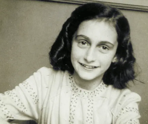 Biografia de Anne Frank de uma menina resiliente