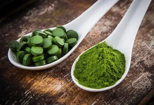 Spirulina: voordelen voor lichaam en hersenen
