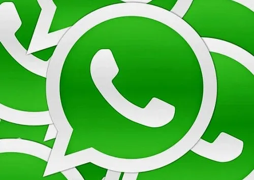 WhatsApp parissa ja kaksoissininen rasti