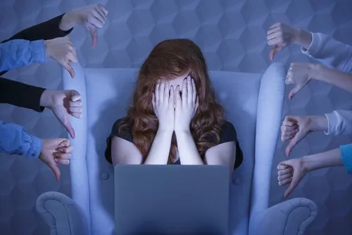 Hikikomori: jovem japonês isolado em seu quarto