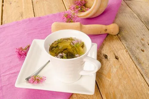 Χαλαρωτικά αφεψήματα από βότανα για να βρείτε ηρεμία