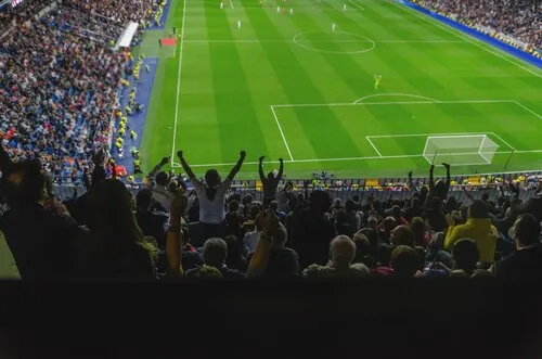 Smurtas futbole: dėl ko jis atsiranda?