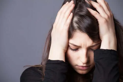 Mecanismos de defesa neuróticos e psicóticos