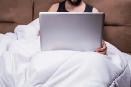 Ali pornografija vpliva na par