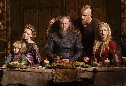Ο Ragnar Lodbrok σε ένα συμπόσιο' title='Ragnar Lodbrok: Reflections on a Legendary Hero