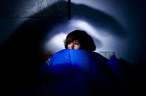 Paralisia do sono: angustiante, mas inofensiva