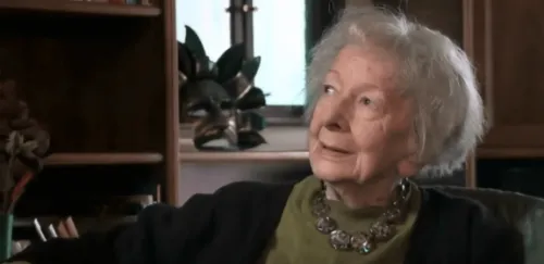 Wisława Szymborska: 5 versiuni meravigliosi