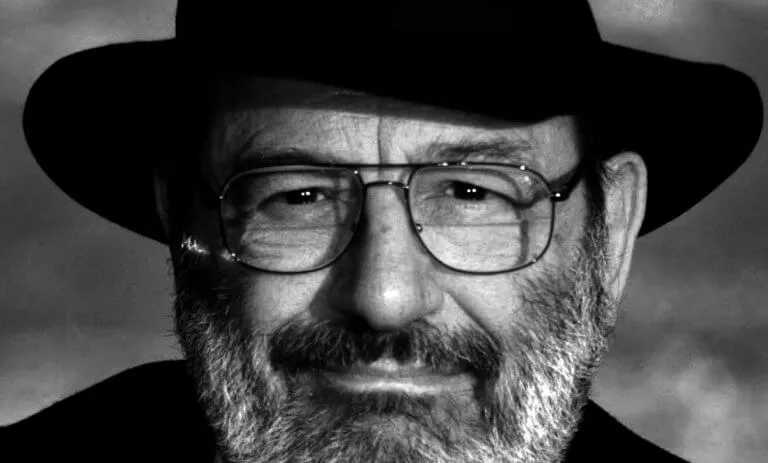 Umberto Eco: biografi om en författare och filosof