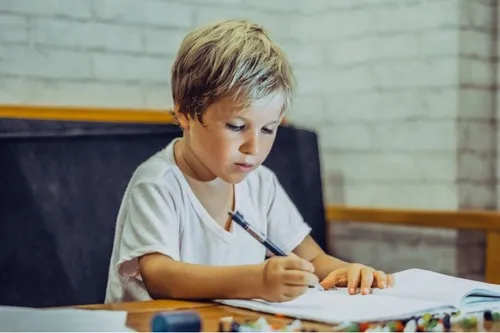 Geniusz czy utalentowany: jakie są różnice?