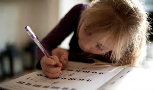 Apprentissage lent : variété ou anomalie ?