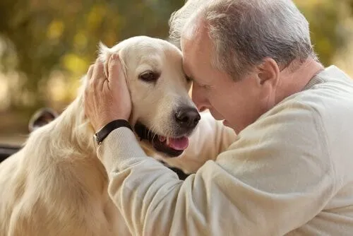 Terapia cu animale de companie pentru persoanele cu Alzheimer